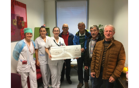 &quot;OCTOBRE ROSE&quot; REMISE DES DONS 